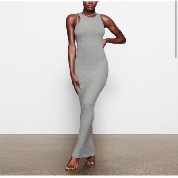 SKIMS Heather Gray Maxi Dress - Picture 5 of 6